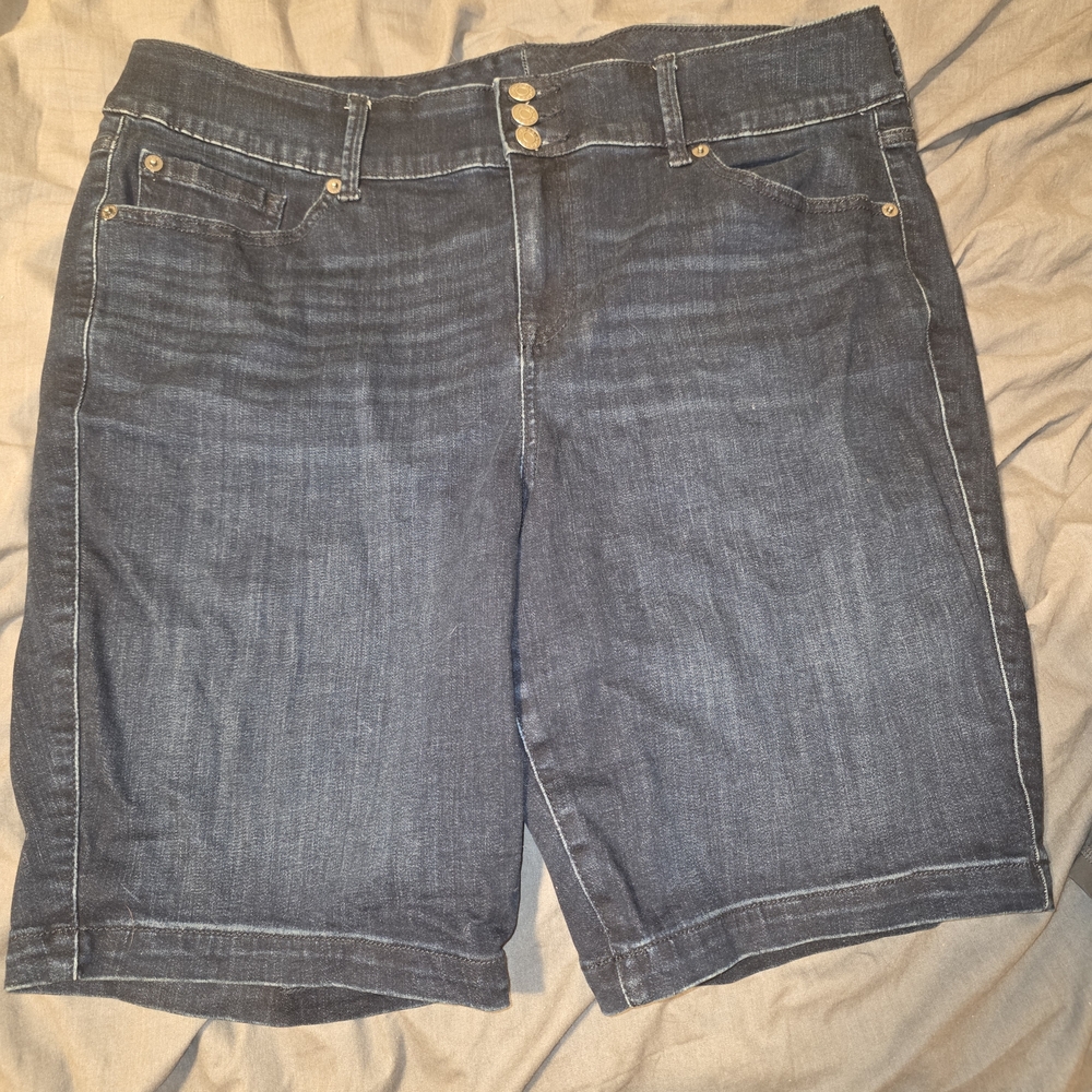 Sold Sold Sols Dont Buy Sold Sold ,,, Torrid Dark Blue Jean Shorts